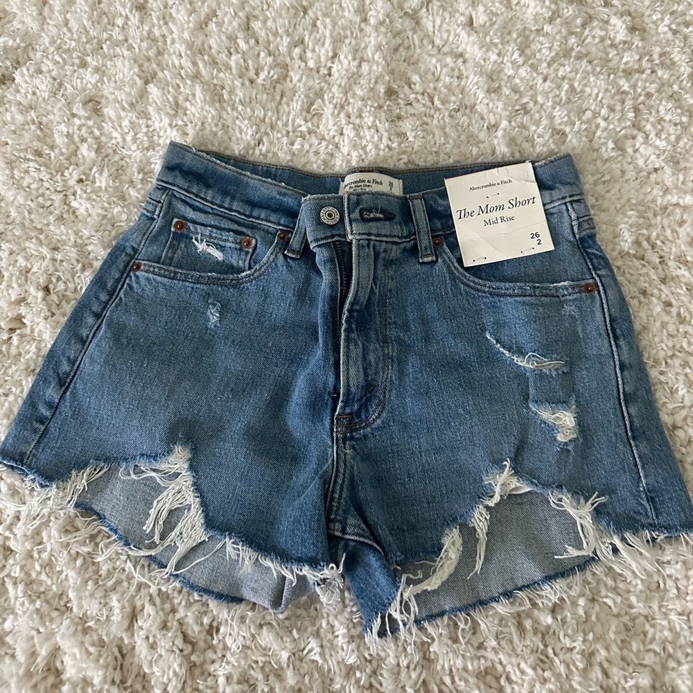 Abercrombie Mid Rise Mom Shorts